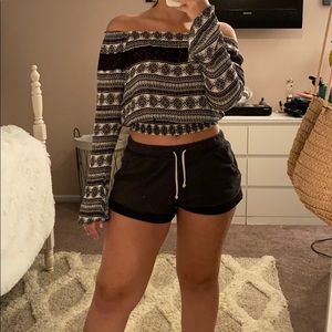 OFF THE SHOULDER BELL SLEEVE SHIRT